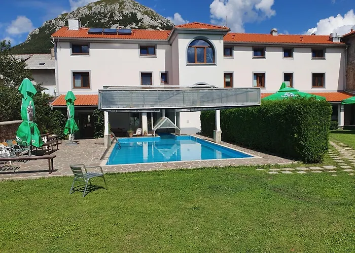 ゲストハウス Mirjam 2*