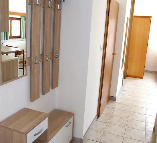 ゲストハウス Mirjam